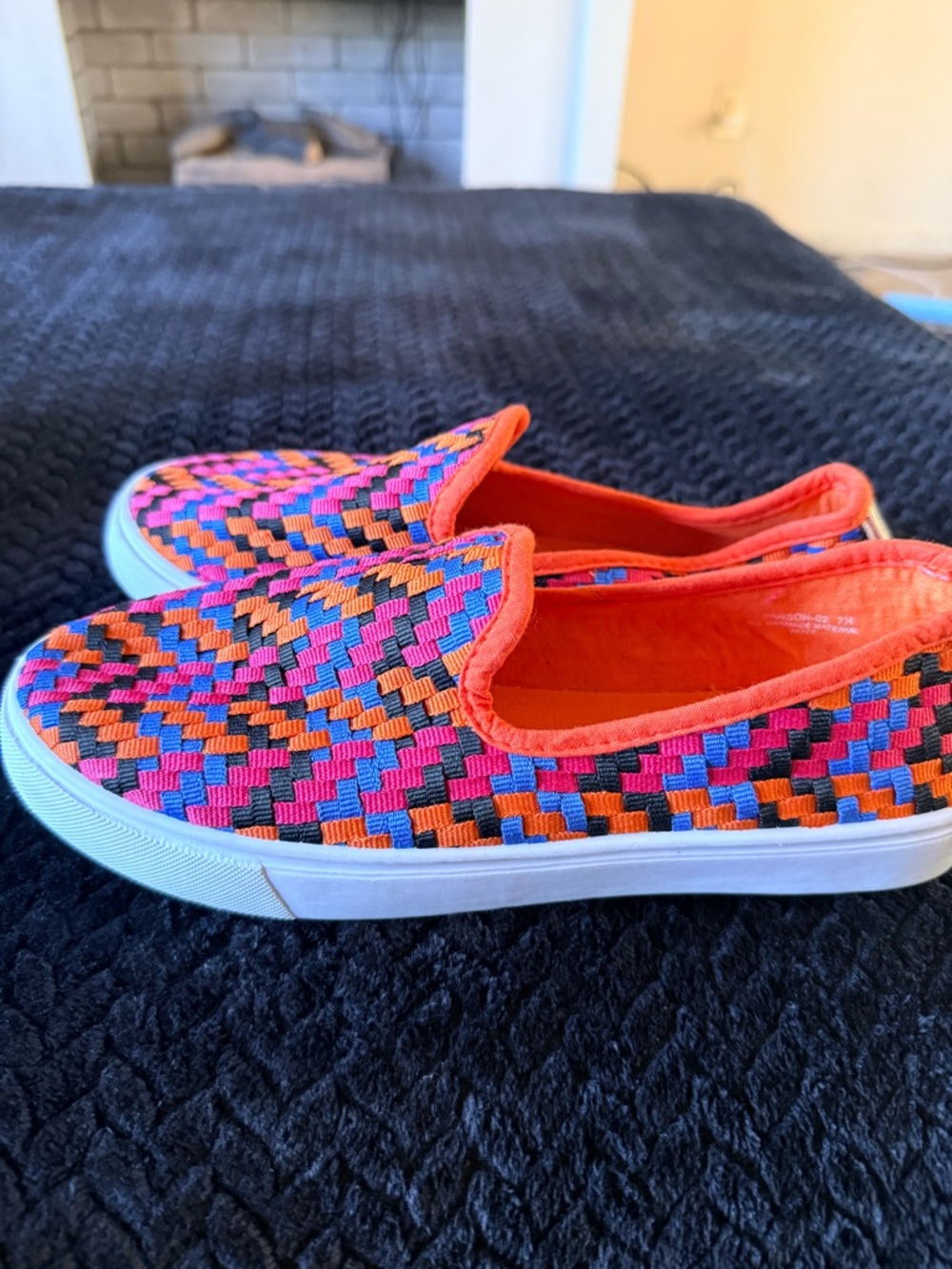 Women’s Slip-On Woven Sneakers Multicolored